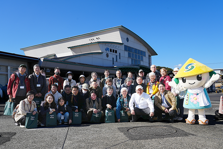 志度駅_集合写真