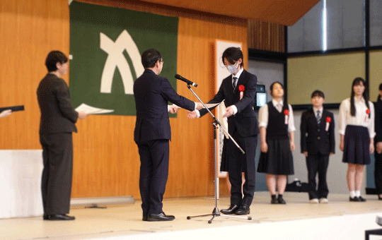 本学学生団体「香川大学学生ESDプロジェクトSteeeP」が青少年善行者として顕彰されました