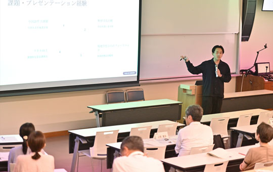 ネクストプログラム・グローバル人材育成プログラムによる派遣学生の留学に係る帰国報告会・壮行会の開催について