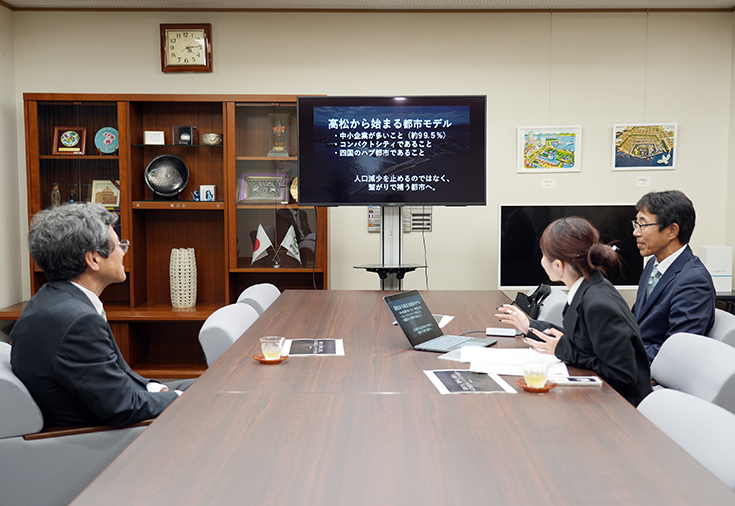 報告会の様子