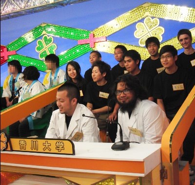 Join the TV program with other menbers of Sawada Laboratory (second from the right is me) 