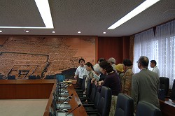 本部棟・会議室