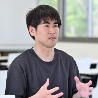 川崎先生プロフ(w200.jpg