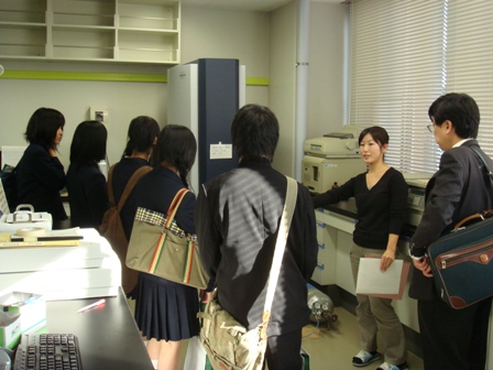 農学部(研究室訪問の様子)