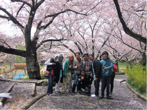 At Mineyama, April 2012.