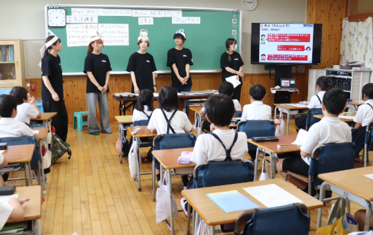 香川大学の学生が丸亀市の小学校で「インターネットセキュリティ教室」を初開催