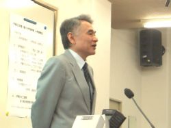 松尾学部長による開会の辞