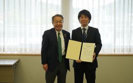 2022年度デジタルONEアンバサダー学長表彰式を実施しました。
